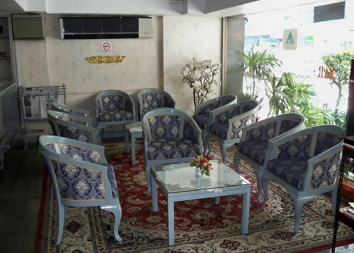 Mini-hôtel Far East